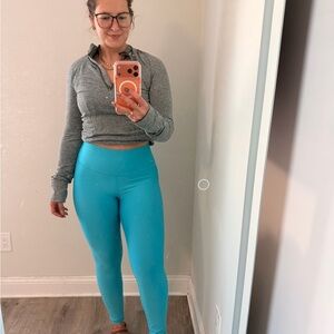 ALO Yoga Turquoise Activewear